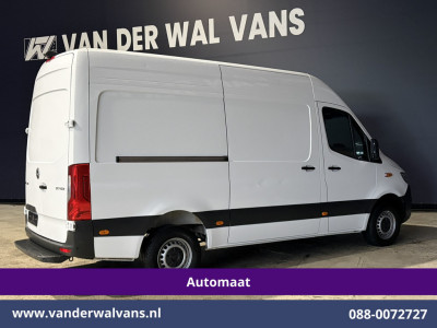 Mercedes-Benz Sprinter 317 CDI 170pk 9G-Tronic Automaat XL MBUX L2H2 Euro6 Airco | Camera | Navigatie | Cruisecontrol | LED Chauffeursstoel, Stoelverwarming, Parkeersensoren, Bijrijdersbank foto 15