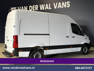 Mercedes-Benz Sprinter 317 CDI 170pk 9G-Tronic Automaat XL MBUX L2H2 Euro6 Airco | Camera | Navigatie | Cruisecontrol | LED Stoelverwarming, Parkeersensoren, Bijrijdersbank foto 14