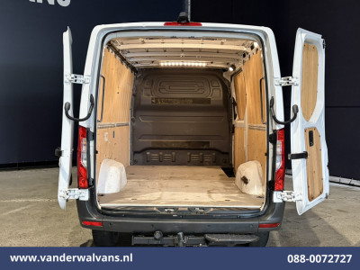 Mercedes-Benz Sprinter 317 CDI 170pk L2H1 Euro6 Airco | Camera | Navigatie | 2800kg Trekhaak | Apple Carplay Android Auto, Stoelverwarming, 270 Graden Achterdeuren, Parkeersensoren, Bijrijdersbank foto 12