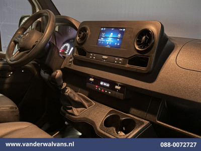 Mercedes-Benz Sprinter 317 CDI 170pk L2H1 Euro6 Airco | Camera | Navigatie | 2800kg Trekhaak | Apple Carplay Android Auto, Stoelverwarming, 270 Graden Achterdeuren, Parkeersensoren, Bijrijdersbank foto 17