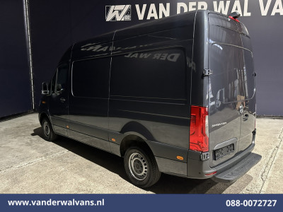 Mercedes-Benz Sprinter 317 CDI 170pk L2H2 Euro6 Airco | 360 graden Camera | Apple Carplay | Cruisecontrol | Stoelverwarming Android Auto, Chauffeursstoel, Parkeersensoren, Bijrijdersbank foto 11