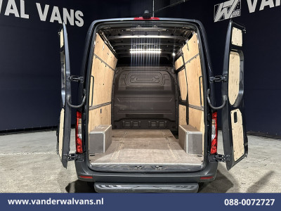 Mercedes-Benz Sprinter 317 CDI 170pk L2H2 Euro6 Airco | 360 graden Camera | Apple Carplay | Cruisecontrol | Stoelverwarming Android Auto, Chauffeursstoel, Parkeersensoren, Bijrijdersbank foto 13