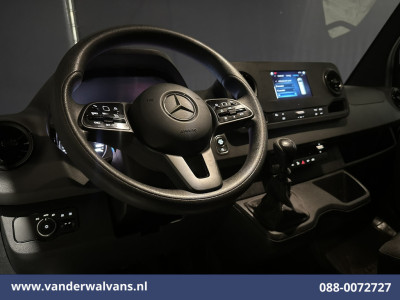 Mercedes-Benz Sprinter 317 CDI 170pk L2H2 Euro6 Airco | 360 graden Camera | Apple Carplay | Cruisecontrol | Stoelverwarming Android Auto, Chauffeursstoel, Parkeersensoren, Bijrijdersbank foto 16