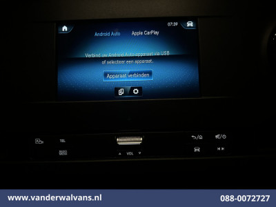 Mercedes-Benz Sprinter 317 CDI 170pk L2H2 Euro6 Airco | 360 graden Camera | Apple Carplay | Cruisecontrol | Stoelverwarming Android Auto, Chauffeursstoel, Parkeersensoren, Bijrijdersbank foto 3