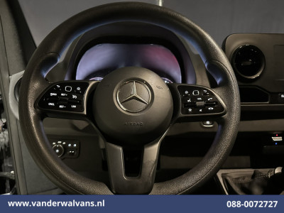 Mercedes-Benz Sprinter 317 CDI 170pk L2H2 Euro6 Airco | 360 graden Camera | Apple Carplay | Cruisecontrol | Stoelverwarming Android Auto, Chauffeursstoel, Parkeersensoren, Bijrijdersbank foto 4