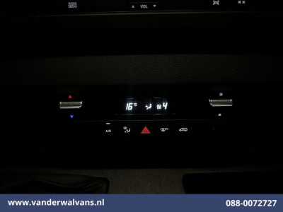 Mercedes-Benz Sprinter 317 CDI 170pk L2H2 Euro6 Airco | 360 graden Camera | Apple Carplay | Cruisecontrol | Stoelverwarming Android Auto, Chauffeursstoel, Parkeersensoren, Bijrijdersbank foto 7