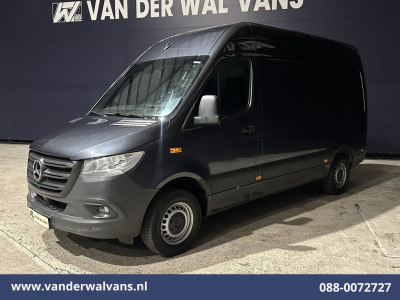 Mercedes-Benz Sprinter 317 CDI 170pk L2H2 Euro6 Airco | 360 graden Camera | Apple Carplay | Cruisecontrol | Stoelverwarming Android Auto, Chauffeursstoel, Parkeersensoren, Bijrijdersbank foto 9