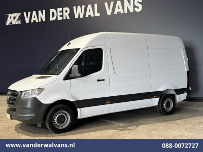 Mercedes-Benz Sprinter 317 CDI 170pk L2H2 Euro6 Airco | Camera | Apple Carplay | Cruisecontrol Android Auto, Stoelverwarming, Chauffeursstoel, Parkeersensoren, Bijrijdersbank foto 10