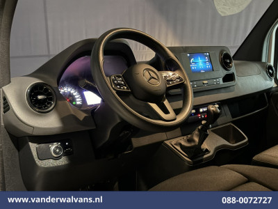Mercedes-Benz Sprinter 317 CDI 170pk L2H2 Euro6 Airco | Camera | Apple Carplay | Cruisecontrol Android Auto, Stoelverwarming, Chauffeursstoel, Parkeersensoren, Bijrijdersbank foto 17