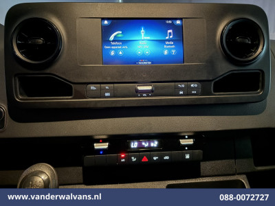 Mercedes-Benz Sprinter 317 CDI 170pk L2H2 Euro6 Airco | Camera | Apple Carplay | Cruisecontrol Android Auto, Stoelverwarming, Chauffeursstoel, Parkeersensoren, Bijrijdersbank foto 19