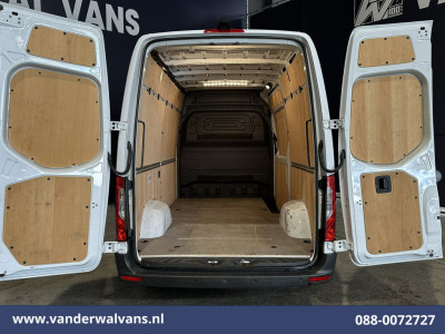 Mercedes-Benz Sprinter 317 CDI 170pk L2H2 Euro6 Airco | Camera | Navigatie | Apple Carplay | LED Android Auto, Parkeersensoren, Stoelverwarming foto 12