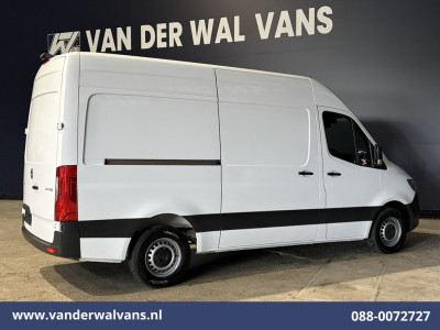 Mercedes-Benz Sprinter 317 CDI 170pk L2H2 Euro6 Airco | Camera | Navigatie | Apple Carplay | LED | Stoelverwarming Android Auto, Parkeersensoren foto 11