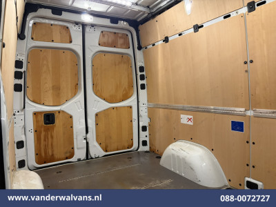 Mercedes-Benz Sprinter 317 CDI 170pk L2H2 Euro6 Airco | Camera | Navigatie | Apple Carplay | LED | Stoelverwarming Android Auto, Parkeersensoren foto 13