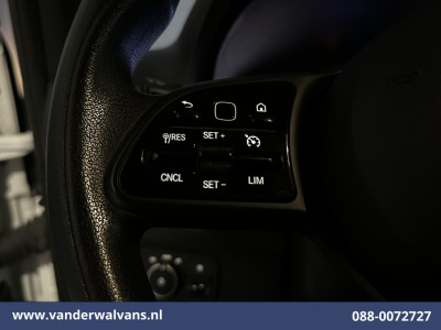 Mercedes-Benz Sprinter 317 CDI 170pk L2H2 Euro6 Airco | Camera | Navigatie | Cruisecontrol | Apple Carplay Android Auto, Trekhaak, Parkeersensoren, Bijrijdersbank foto 5