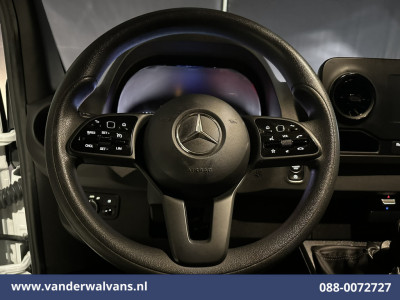 Mercedes-Benz Sprinter 317 CDI 170pk L3H2 Euro6 Airco | Camera | Apple Carplay | Cruisecontrol Android Auto, Stoelverwarming, Parkeersensoren, Bijrijdersbank foto 4