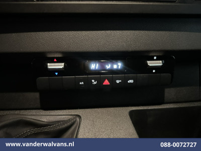 Mercedes-Benz Sprinter 317 CDI 170pk L3H2 Euro6 Airco | Camera | Navigatie | Apple Carplay | Trekhaak | Stoelverwarming Android Auto, Parkeersensoren, Bijrijdersbank foto 5