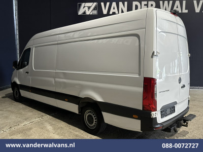 Mercedes-Benz Sprinter 317 CDI 170pk L3H2 Euro6 Airco | Camera | Navigatie | Apple Carplay | Trekhaak | Stoelverwarming Android Auto, Parkeersensoren, Bijrijdersbank foto 9
