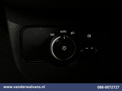 Mercedes-Benz Sprinter 317 CDI 170pk L3H2 Euro6 Airco | Camera | Navigatie | Cruisecontrol Parkeersensoren, Bijrijdersbank foto 17