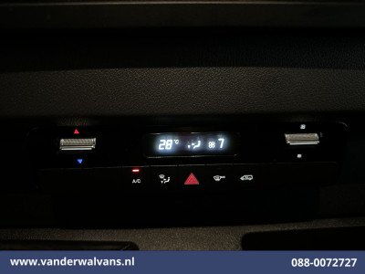 Mercedes-Benz Sprinter 317 CDI 170pk L3H2 Euro6 Airco | Camera | Navigatie | Cruisecontrol Parkeersensoren, Bijrijdersbank foto 6