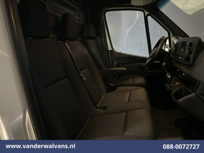 Mercedes-Benz Sprinter 317 CDI 170pk L3H2 Euro6 Airco | Camera | Navigatie | Cruisecontrol Parkeersensoren, Bijrijdersbank foto 7