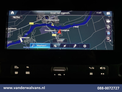 Mercedes-Benz Sprinter 317 CDI 170pk L3H2 Euro6 Airco | XXL MBUX | Camera | Navigatie | Apple Carplay | Cruisecontrol Android Auto, Bijrijdersbank foto 2
