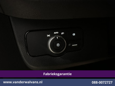 Mercedes-Benz Sprinter 317 CDI 170pk L3H2 Fabrieksgarantie Euro6 Airco | Camera | LED | Adaptieve Cruiscontrol Parkeersensoren, Bijrijdersbank foto 18