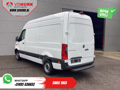Mercedes-Benz Sprinter 317 CDI Aut. L2H2 Gev.stoel/ 270Gr.deuren/ Stoelverw./ Cruise/ Navi/ Camera/ PDC foto 2