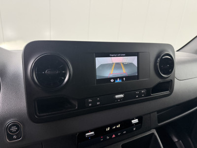 Mercedes-Benz Sprinter 317CDI Automaat L2H2 | Led | Werkplaats | Navigatie | Camera | Trekhaak | Airco | Cruise 21