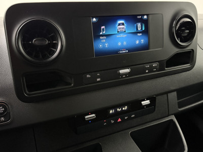 Mercedes-Benz Sprinter 317CDI Automaat L3H2 Maxi | Multimedia | Camera | Airco | Cruise | Betimmering 19