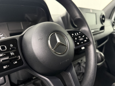 Mercedes-Benz Sprinter 317CDI Bakwagen+Laadklep | dakspoiler | Navigatie | Camera | Multimedia | 3-Zits foto 16