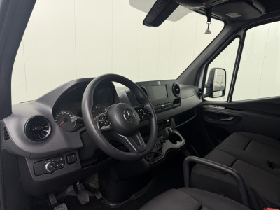 Mercedes-Benz Sprinter 317CDI Bakwagen+Laadklep | dakspoiler | Navigatie | Camera | Multimedia | 3-Zits foto 3