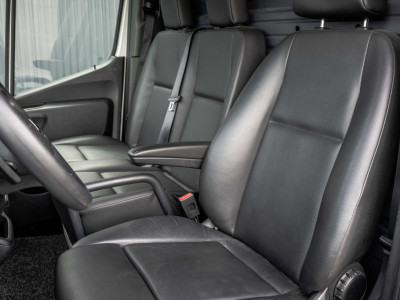 Mercedes-Benz Sprinter 317 CDI L2H2 | Automaat | 3-Zits | Camera | Carplay | Mbux | Climatronic | Trekhaak foto 12