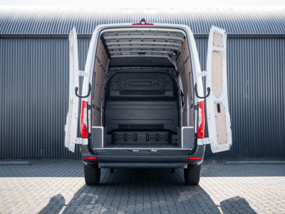Mercedes-Benz Sprinter 317 CDI L2H2 | Automaat | Facelift | Mbux | Camera | Cruise | Climatronic 9