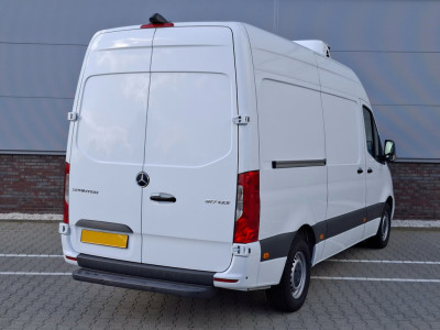 Mercedes-Benz Sprinter 317 CDI L2 H2 Koelwagen Dag en Nacht (Wordt verwacht) foto 3