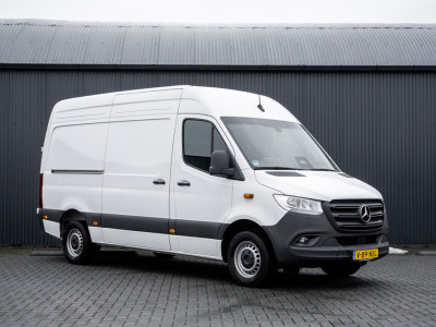 Mercedes-Benz Sprinter 317 CDI L2H2 | Mbux | Facelift | Navi | Camera | Adapt.Cruise | Automaat 4
