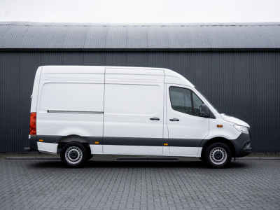Mercedes-Benz Sprinter 317 CDI L2H2 | Mbux | Facelift | Navi | Camera | Adapt.Cruise | Automaat 6