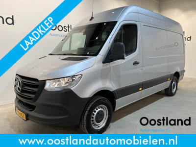Mercedes-Benz Sprinter 317 CDI L2H2 RWD Automaat / BÃ¤r Laadklep / Airco / Cruise Control / Camera / CarPlay / Navigatie / 52.000 KM !!