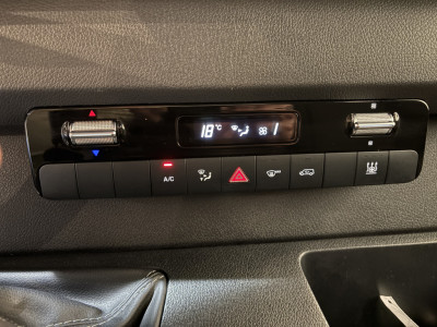 Mercedes-Benz Sprinter 317 CDI L2 RWD DC Open Laadbak met Huif en schuifzeilen / Airco / Cruise / Mbux / Trekhaak 14