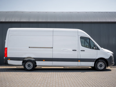 Mercedes-Benz Sprinter 317 CDI L3H2 | 170 PK | Automaat | Camera | Mbux | Cruise | PDC | Trekhaak 6