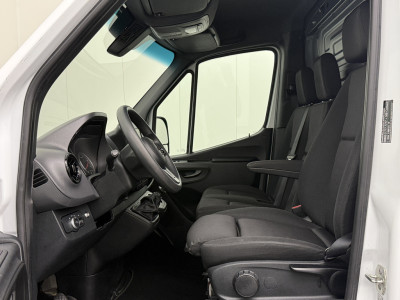 Mercedes-Benz Sprinter 317CDI L3H2 RWD Maxi | Euro 6 | Imperiaal | Trekhaak | Camera | Airco | 3-Zits | Cruise 20