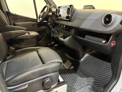 Mercedes-Benz Sprinter 317 CDI L3 RWD DC Dubbel Cabine Open Laadbak / Euro 6 / Trekhaak 3500 KG / Airco / Camera / CarPlay / Cruise Control Adap. / 6-Zits / foto 41
