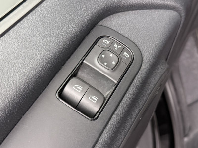 Mercedes-Benz Sprinter 317CDi Automaat L2H1 Edition | Led | Leder | Multimedia | Camera | 3500Kg Trekhaak foto 5