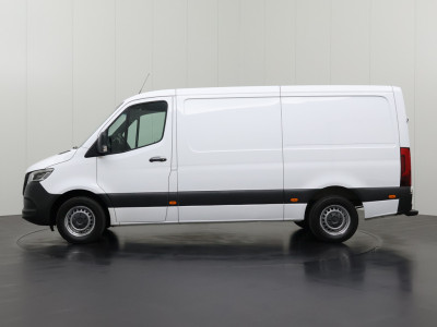 Mercedes-Benz Sprinter 317CDi Automaat L2H1 | LED | Multimedia | Camera | Airco | Cruise | 3-Zits foto 12