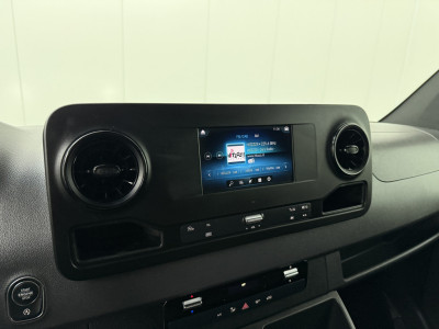 Mercedes-Benz Sprinter 317CDi Automaat L2H1 | LED | Multimedia | Camera | Airco | Cruise | 3-Zits foto 21