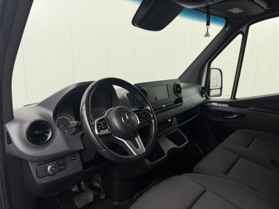 Mercedes-Benz Sprinter 317CDi Automaat L2H1 | LED | Multimedia | Camera | Airco | Cruise | 3-Zits foto 3