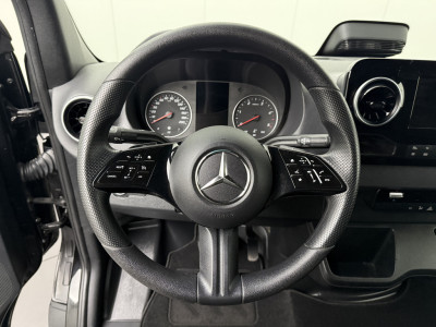 Mercedes-Benz Sprinter 317CDi Automaat L2H2 Exclusive | Led | Multimedia 10 Mbux Navigatie+Camera | Airco | Cruise | 3-Zits | Betimmering foto 17