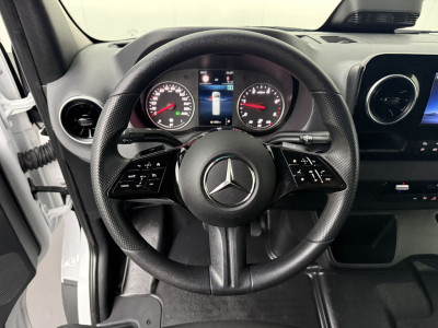 Mercedes-Benz Sprinter 317CDi Automaat L2H2 | Led | 10 Mbux Navigatie+Camera | 3-Zits | Betimmering | Airco | Cruise foto 14