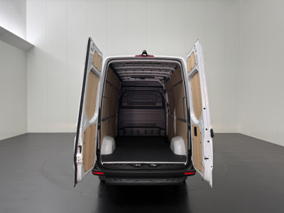 Mercedes-Benz Sprinter 317CDi Automaat L2H2 | Led | 10 Mbux Navigatie+Camera | 3-Zits | Betimmering | Airco | Cruise foto 4