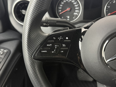 Mercedes-Benz Sprinter 317CDi Automaat L2H2 | Led | 10 Multimedia | Navigatie | Camera | Airco | Cruise | 3-Zits foto 15