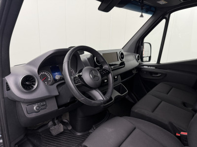Mercedes-Benz Sprinter 317CDi Automaat L2H2 | Led | 10 Multimedia | Navigatie | Camera | Airco | Cruise | 3-Zits foto 3